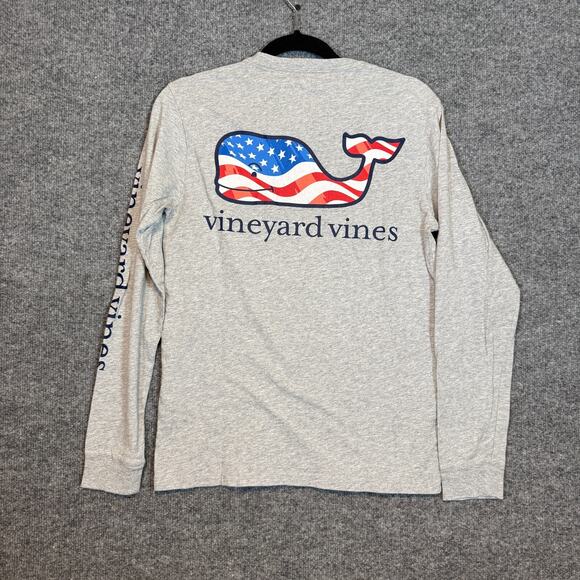 Vineyard Vines Tops - Vineyard Vines Shirt Womens XS‎ Gray American USA Whale Crewneck Tshirt Long Slv